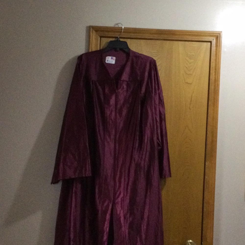 Graduation gown